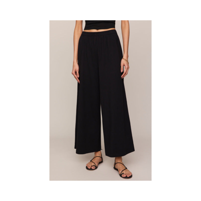 Black Scout Jersey Crop Flare