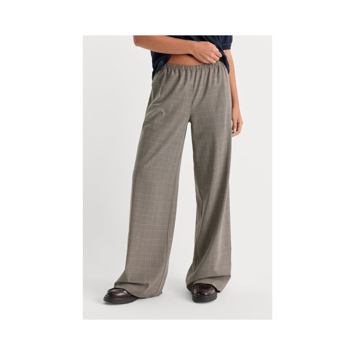 Good American Plaid Pull on Trouser